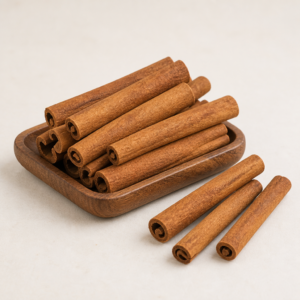 Cinnamon (Pattai)